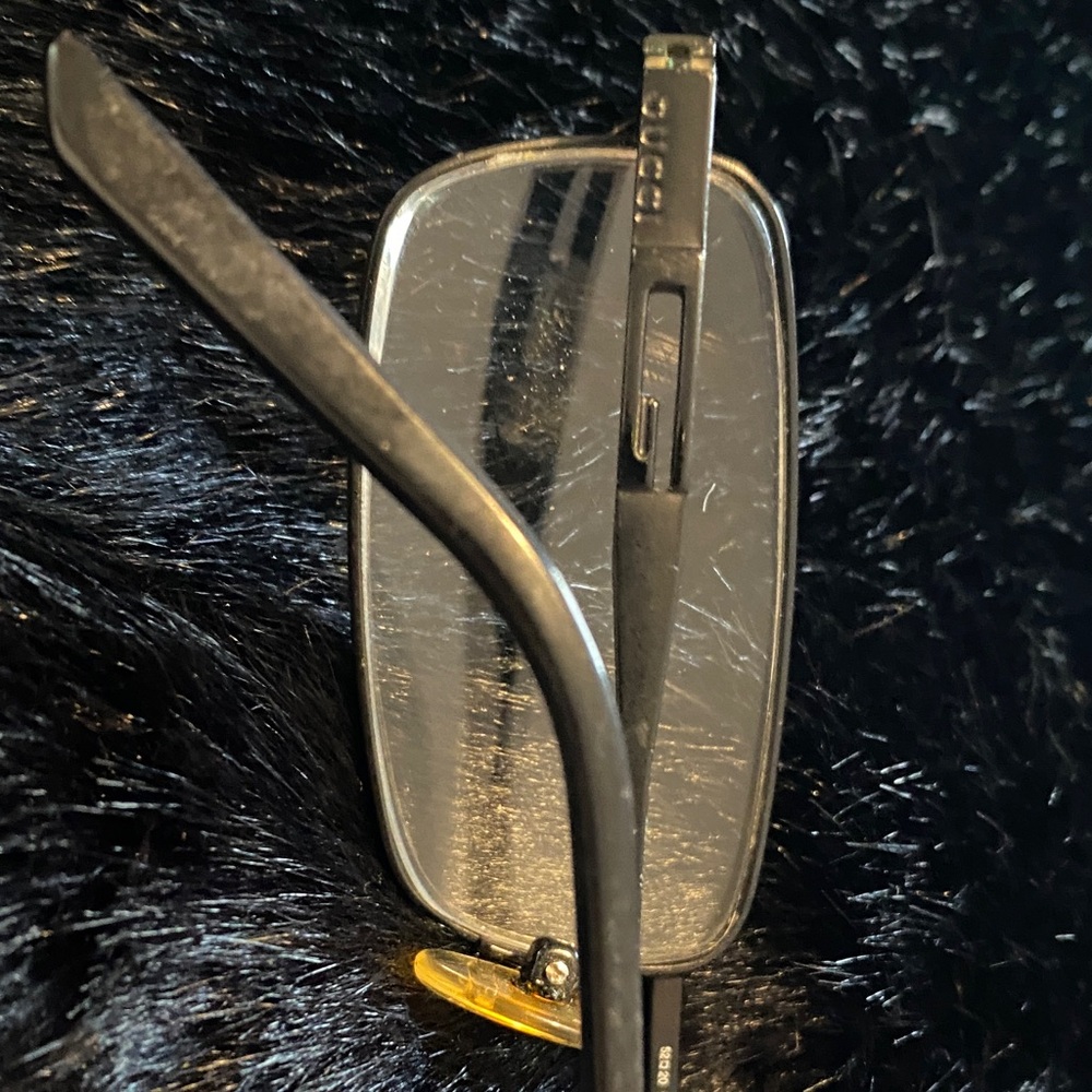 Gucci Rectangular Metal Frame Glasses in Black wi… - image 5